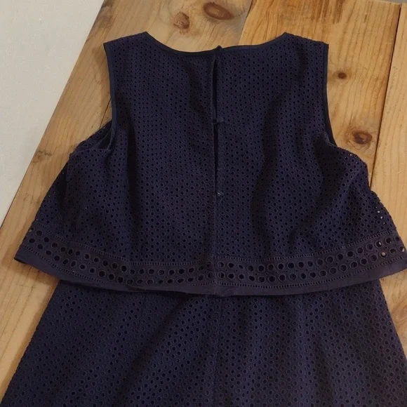 J Crew Navy Eyelet Sleeveless Dress Size 6 - Picture 10 of 10
